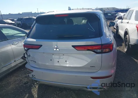 2024 Mitsubishi Outlander Sel 2.5 S-Awc z USA, uszkodzony, nr VIN JA4J4WA86RZ003701